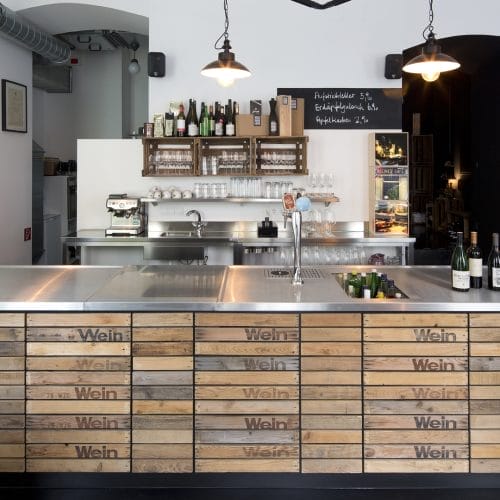 lostinarchitecture_interior design _ Weinlokal Theke