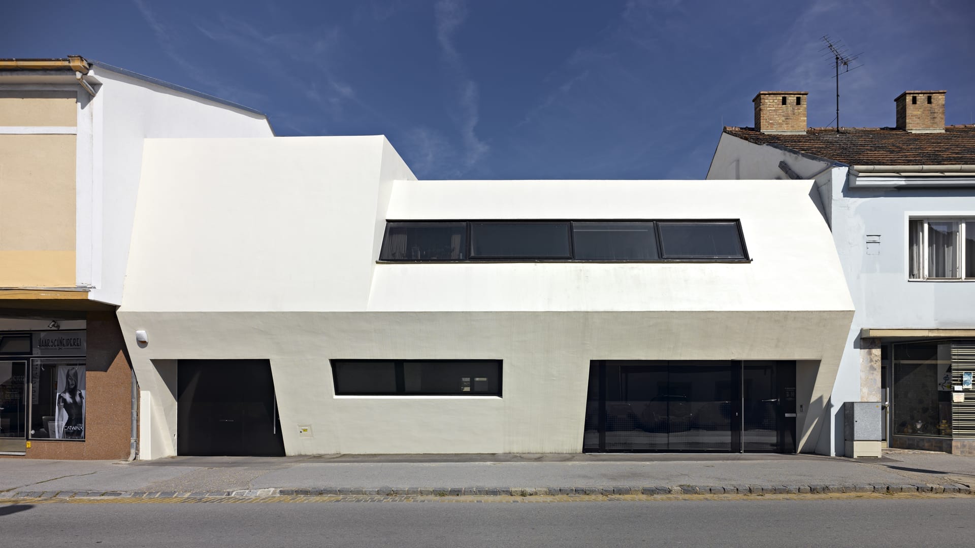 Arztpraxis umd Wohnhaus