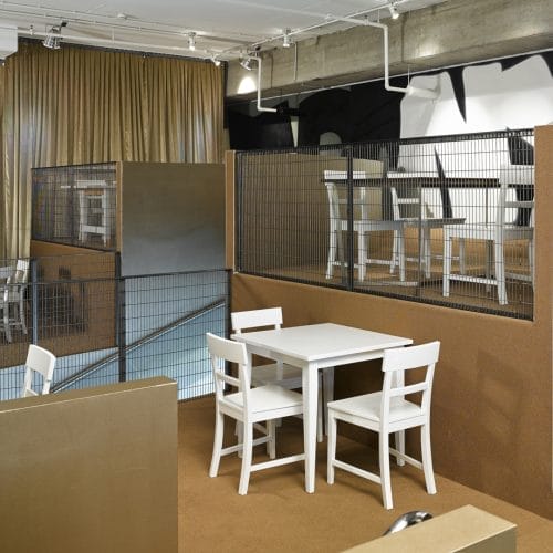 lostinarchitecture_Restaurant Ballsaal_Wien Mitte Mall Cafe trifft Graffiti