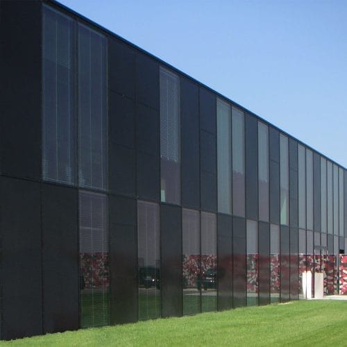 lostinarchitecture_Bürogebäude der Fa. Sealmaker mit modularer Glas Alufassade