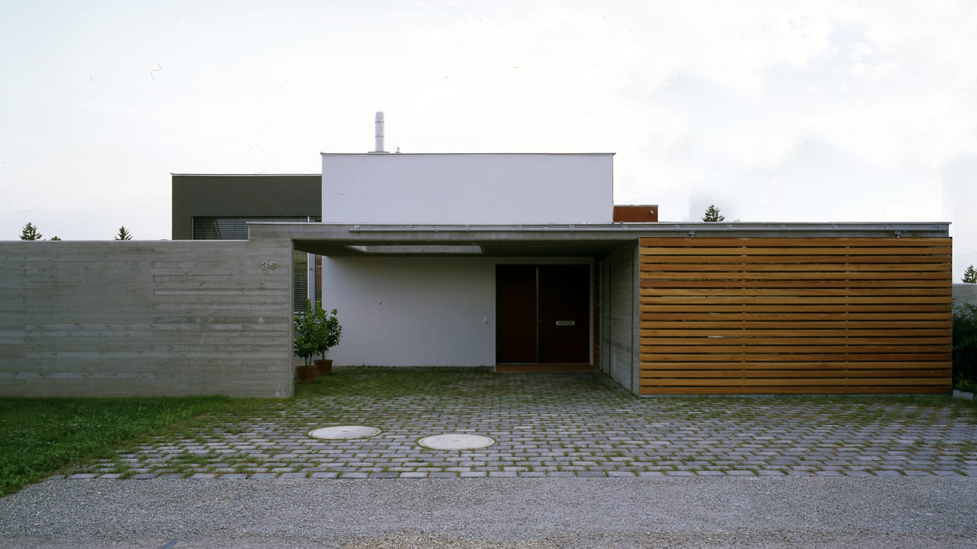 lostinarchitecture_Eingangsbereich mit Sichtbeton