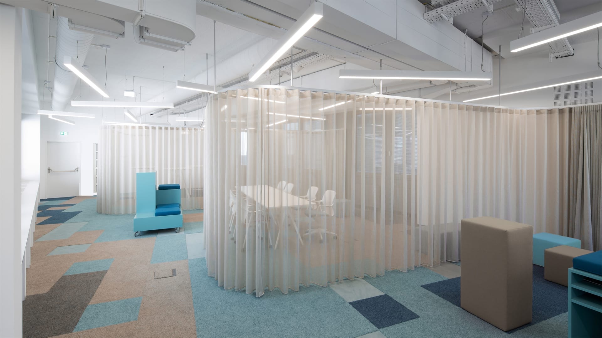 lostinarchitecture_Bundesrechenzentrum_offener Besprechungsbereich im Think Tank Innovation Factory