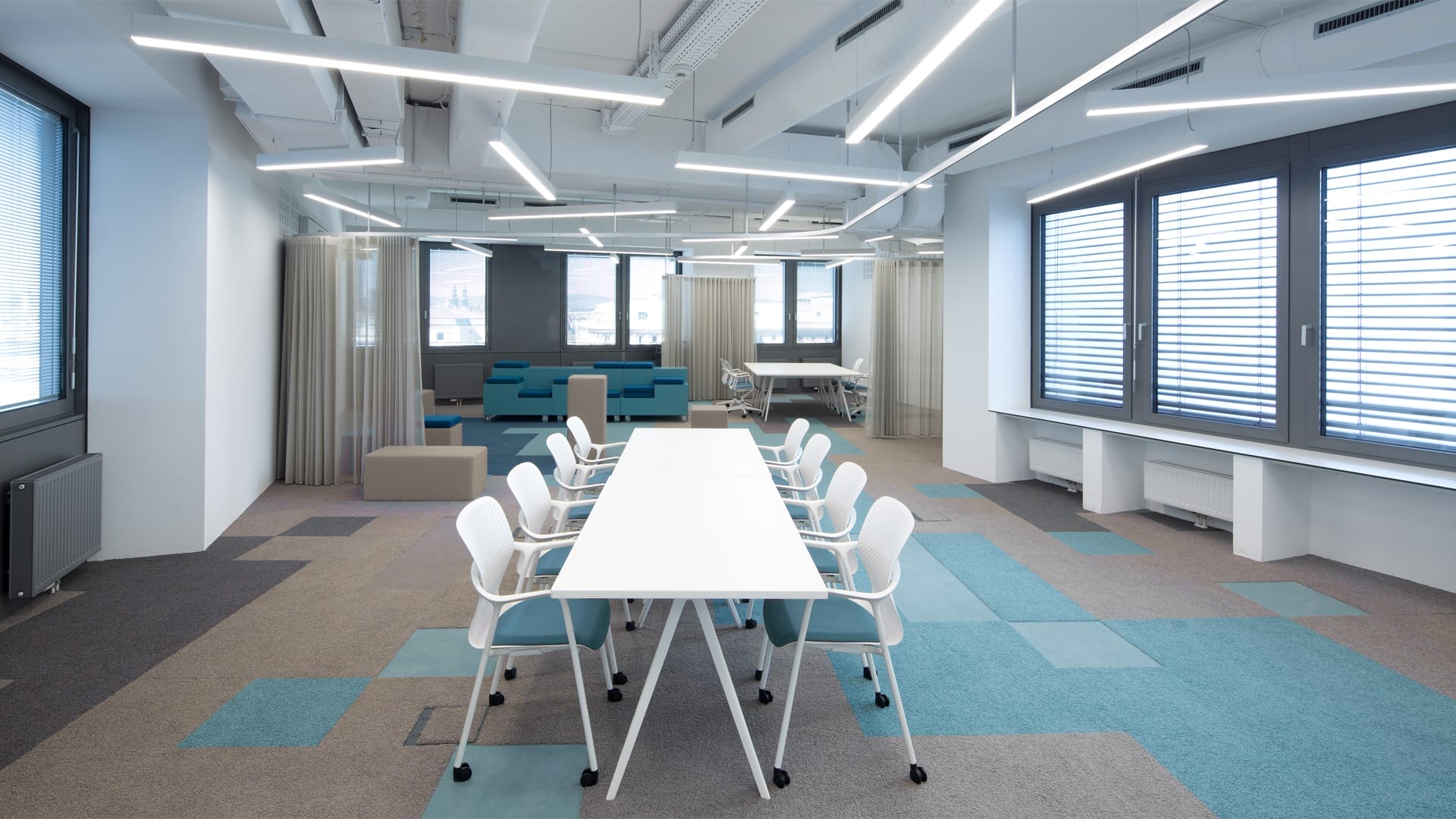 lostinarchitecture_BRZ_offener Besprechungsbereich_quer