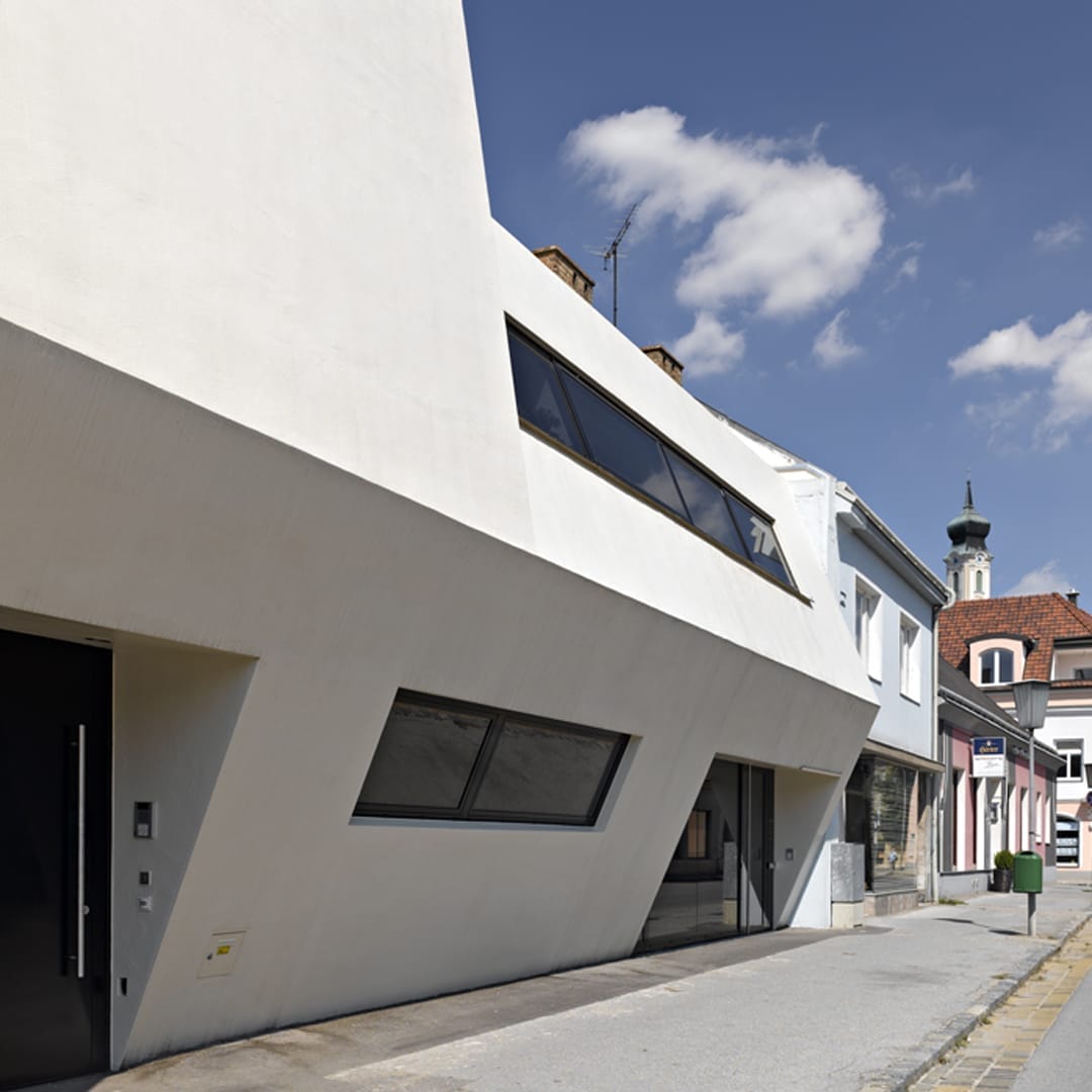 ORdination und Wohnhaus von architekturaffinen Auftraggeber:innnen