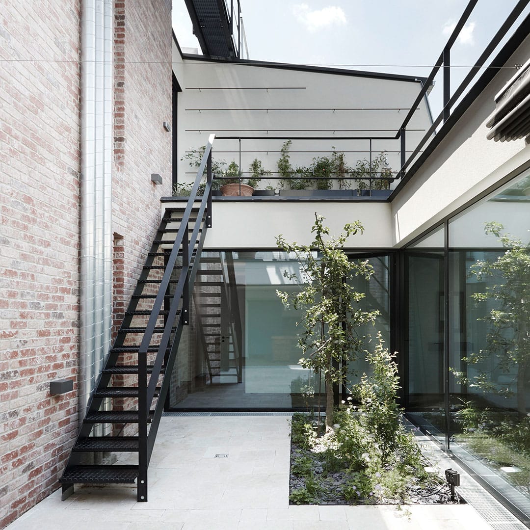 Atrium im Dachgeschoßausbau in Wien als absolut privater Rückzugsort