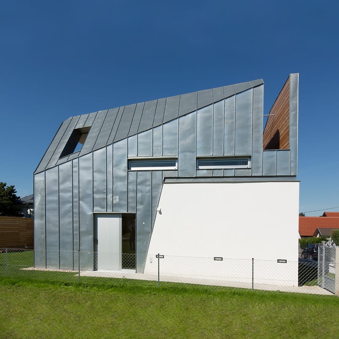 lostinarchitecture_WALT _nachhaltiges Bauen im Bestand mit Blechfassade