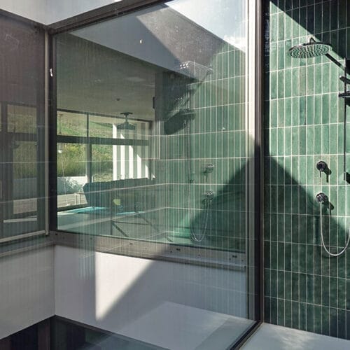 lostinarchitecture_DRA_Bad vor dem Atrium